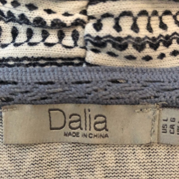 Shawl neck jacket - Picture 4 of 4